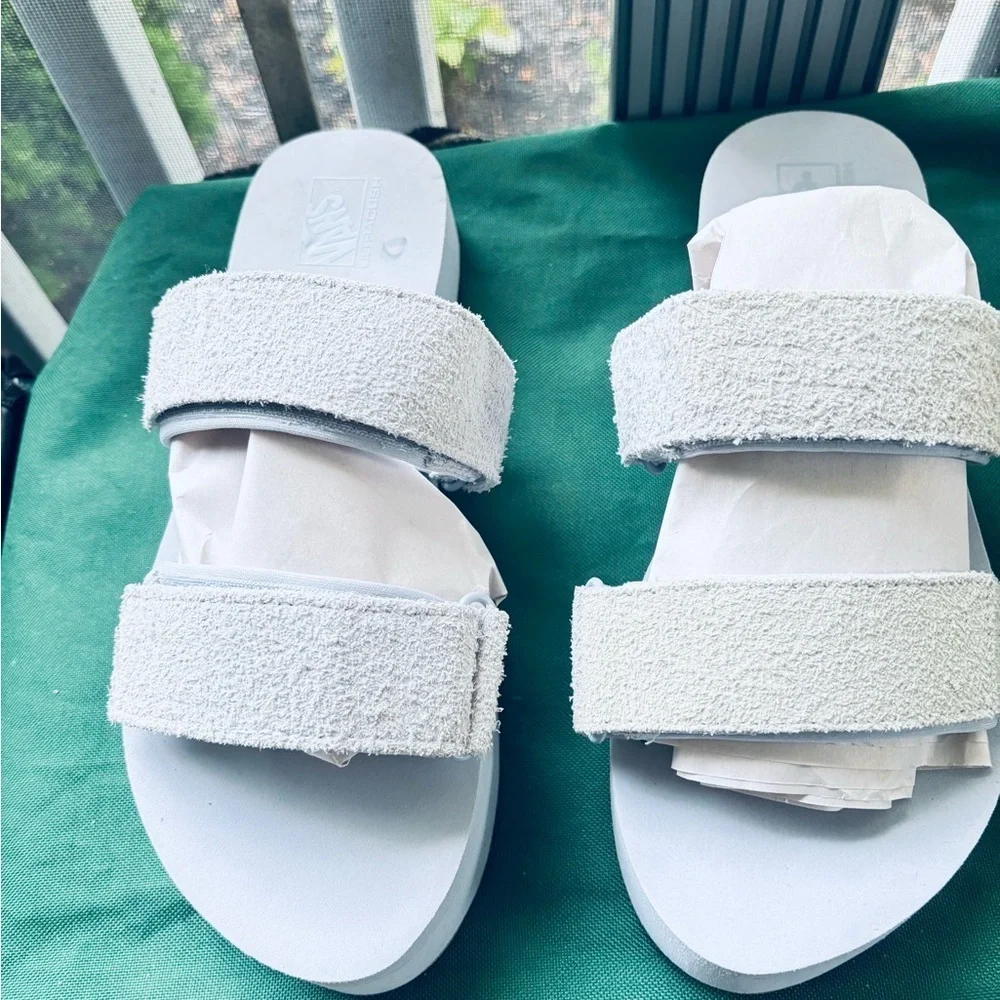 Vans Cayucas Slide Mega Platform sandals with premium suede straps